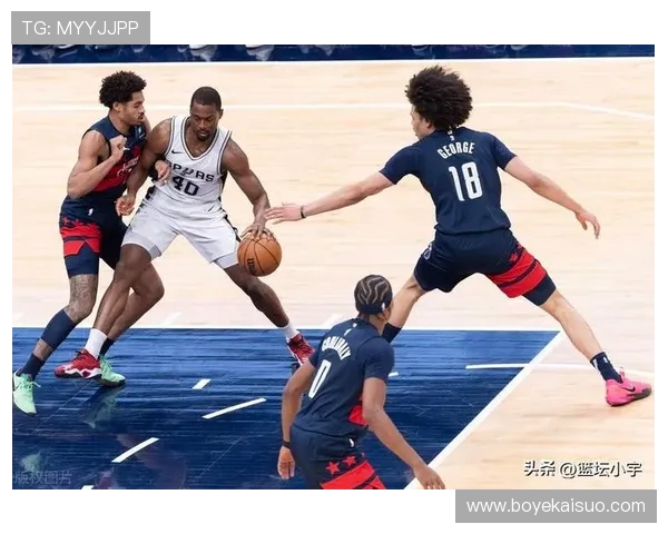 巴恩斯表示球队今晚发挥完美领先后依然保持专注持续扩大比分优势 巴恩斯表示球队今晚发挥完美领先后依然保持专注持续扩大比分优势