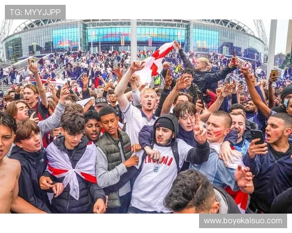 伦敦足球俱乐部吸引全球球迷观赛 助力城市经济蓬勃发展