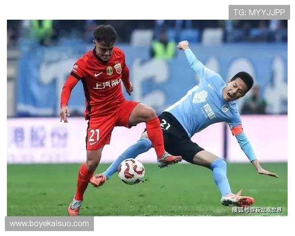 大连快抢海港国脚中卫！伊夫耶库里末轮稀碎 两外援续约几成定局