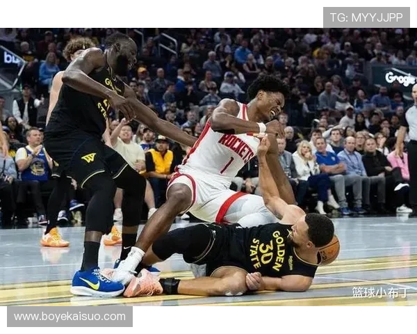 原创阿门攻守极致偏科！防守限制库里，把控篮板优势，但进攻咋办？